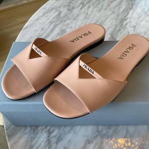 Prada slides, size 7